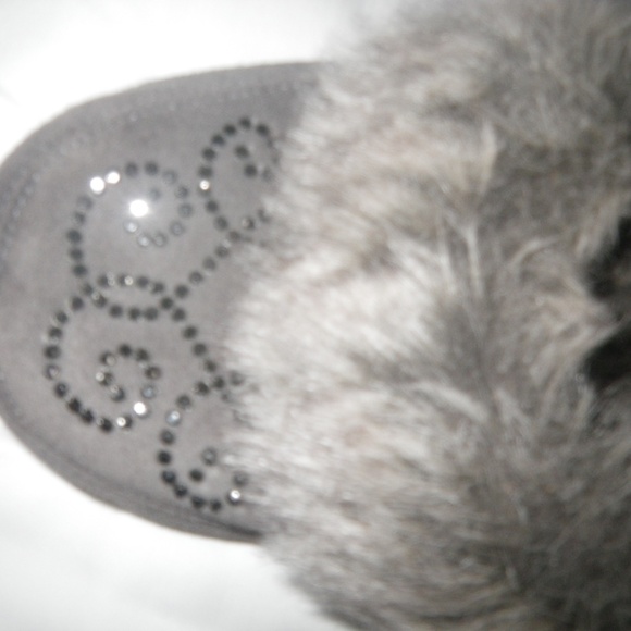 Jessica Simpson Slippers - Picture 7 of 8
